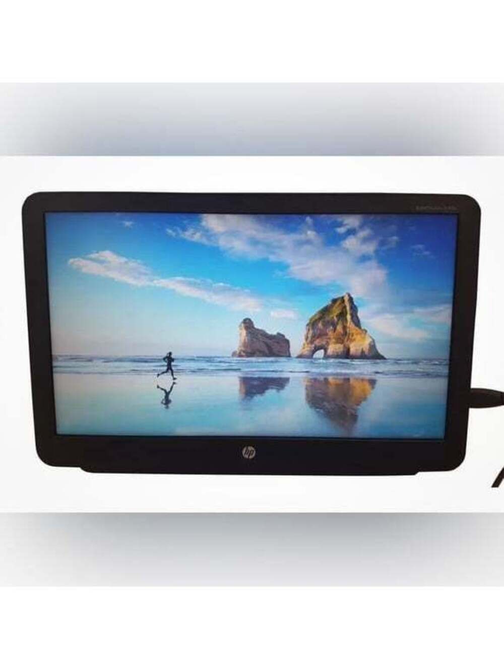 HP EliteDisplay S140u 14" USB Portable LED Monitor w/ USB and Case/Cover